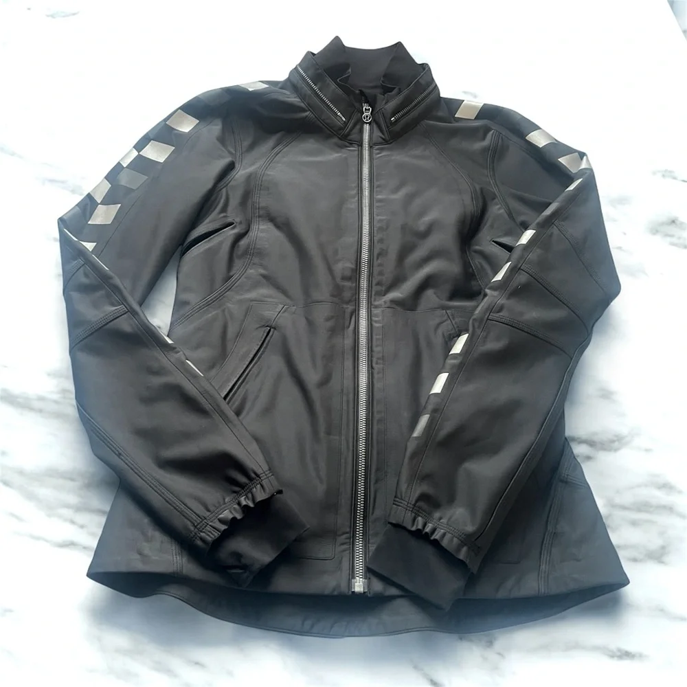 Lululemon Feelin' Frosty Softshell *Insulated Black Size 4 - Picture 5 of 13
